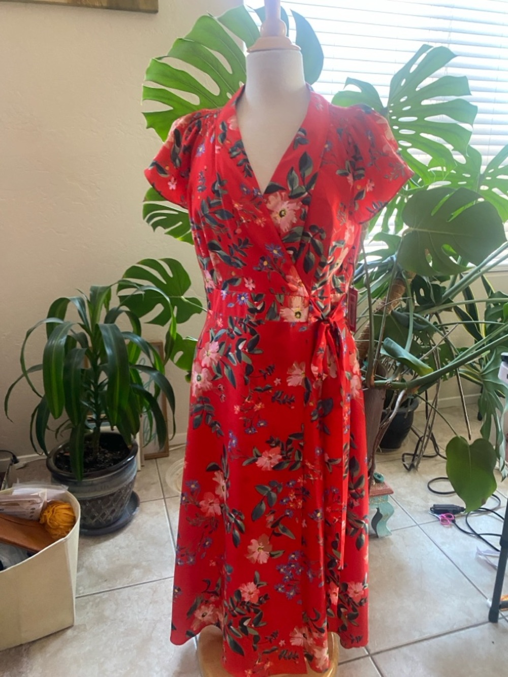 Vince Camuto Red Floral Wrap Midi Dress